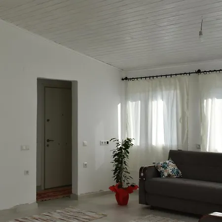 Διαμέρισμα Piynar Apart *